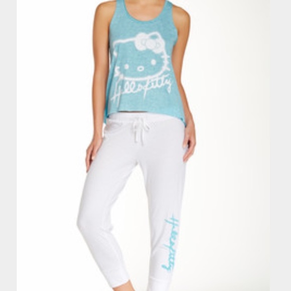 🎉LOWEST🎉Hello Kitty Pajama Set - NWT