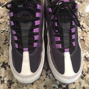 Women's Nike Air Max 8.5