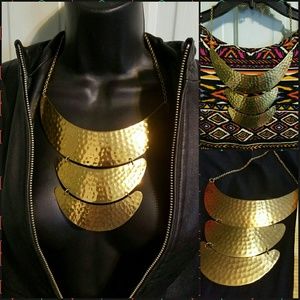 Gold statement chain