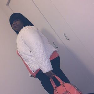 Meet your Posher, Sutarra