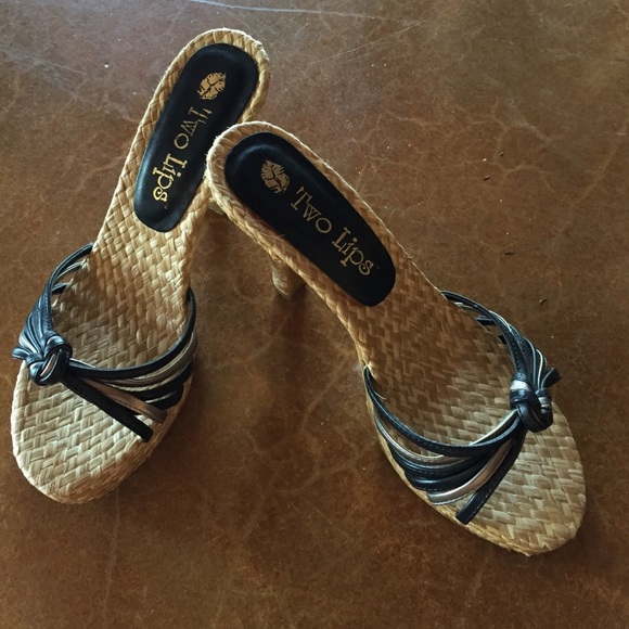 Sandals - Picture 3 of 4