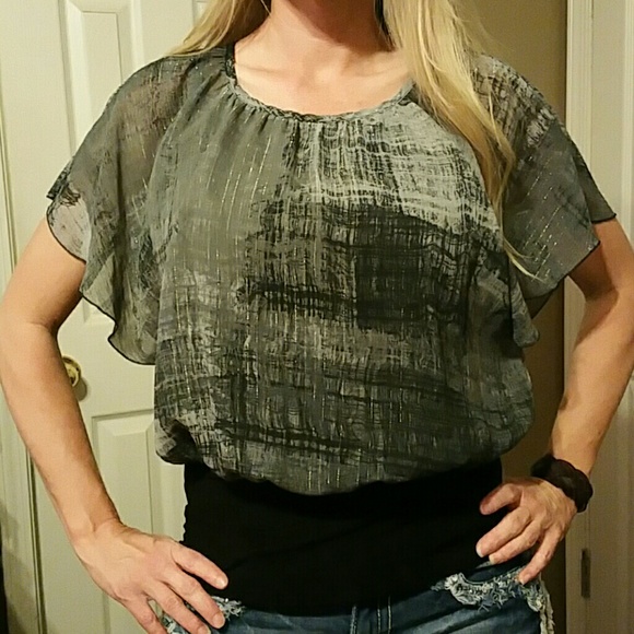 Top - Picture 4 of 4