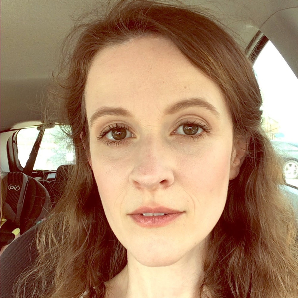 Meet your Posher, Elizabeth