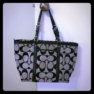 Authentic coach purse