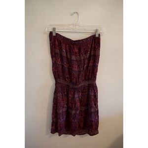 Strapless patterned dress