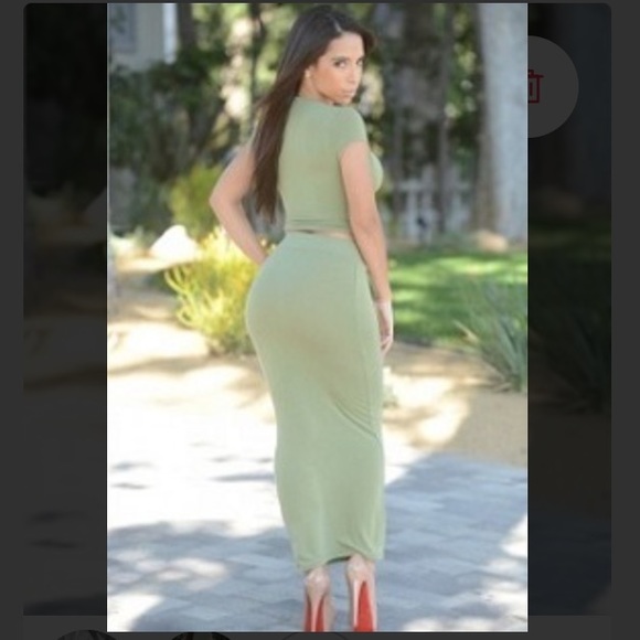 Olive Twist Maxi Skirt 2 Piece - Picture 2 of 2