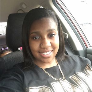 Meet your Posher, Ebone