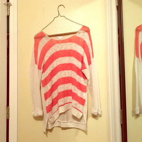 Off shoulder loose fit blouse