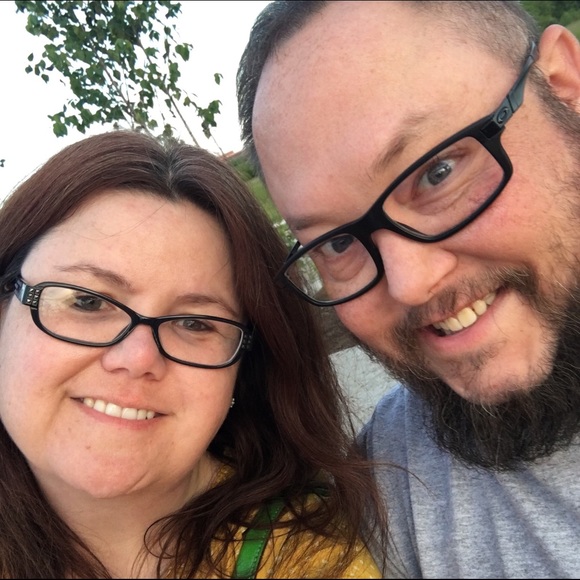 Meet your Posher, Ginger - Picture 3 of 3