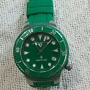BRAND NEW Women's Neptune watch