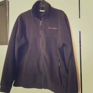 Black Columbia fleece jacket