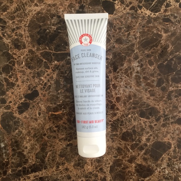 First Aid Beauty Other - First Aid Beauty Pure Skin Face Cleanser
