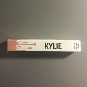 Kylie cosmetics so cute lip gloss
