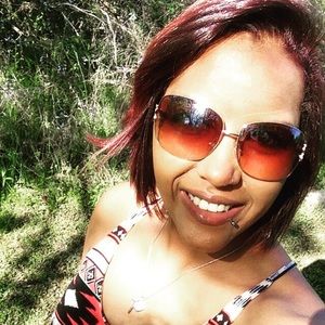 Meet your Posher, Toni nicole