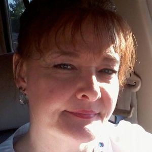 Meet your Posher, Kelli