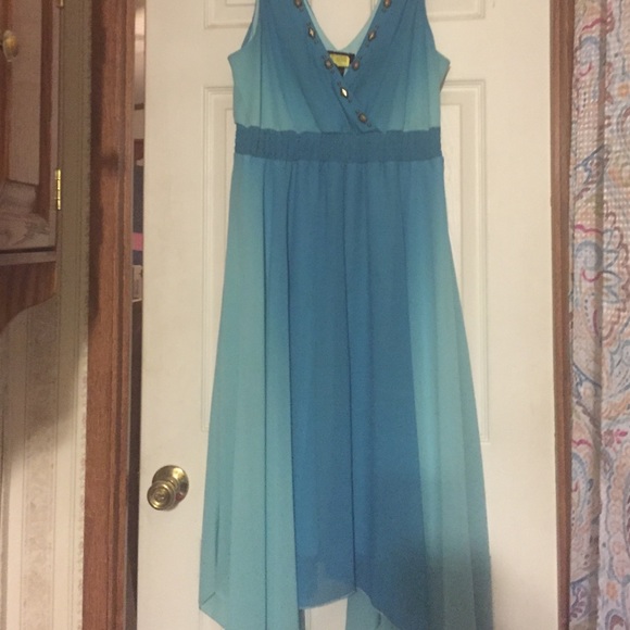 Signature by Robbie Bee dress