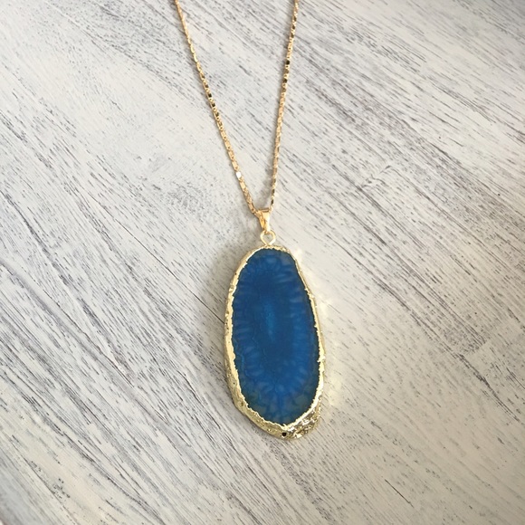 Blue Agate pendant necklace