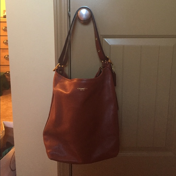 Beautiful Tan Leather COACH purse!  Like new