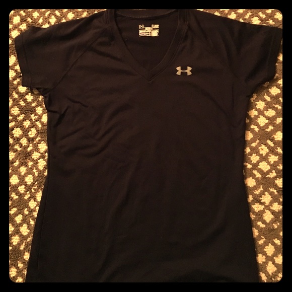 Under Armour Tops - Under Armour Women's semi fitted heat gear SZ S