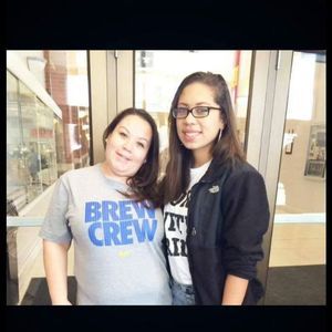 Meet your Posher, Cynthia