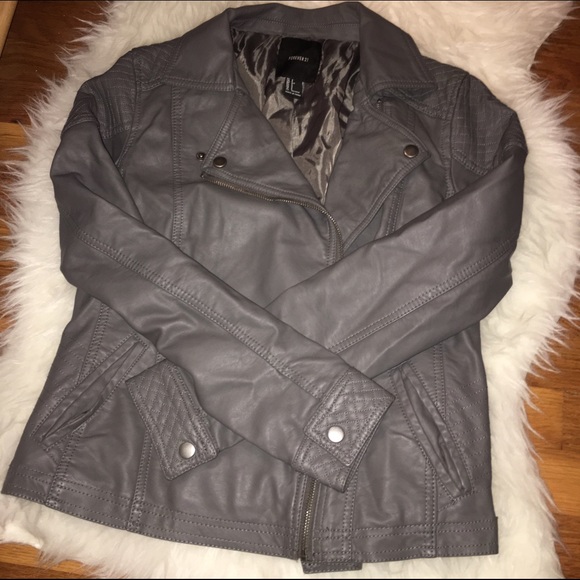 BRAND NEW forever 21 faux leather jacket