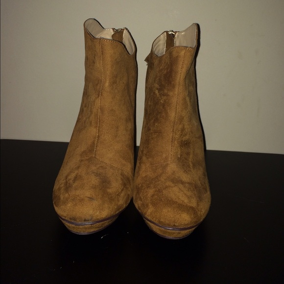 Zara Brown Bootie