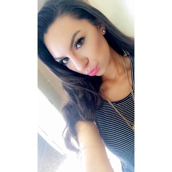 Meet your Posher, Jonni - Picture 1 of 1