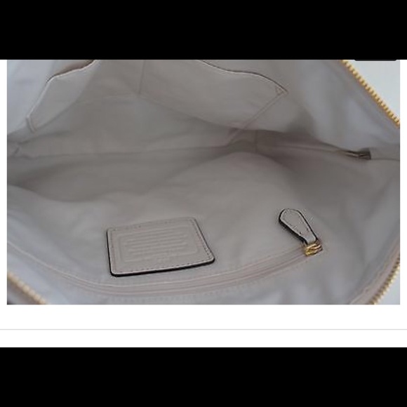 Coach-Small Kelsey Satchel,Gathered Twist Leather - Picture 2 of 4