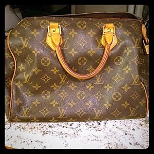 Meet your Posher, Nina