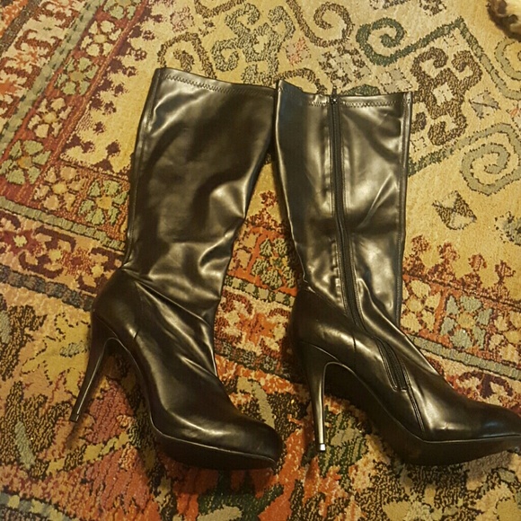Black boots 👢