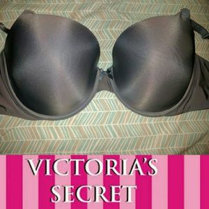 Victoria's Secret Bra , 38DD Demi