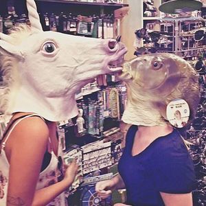 Meet your Posher, Lucia