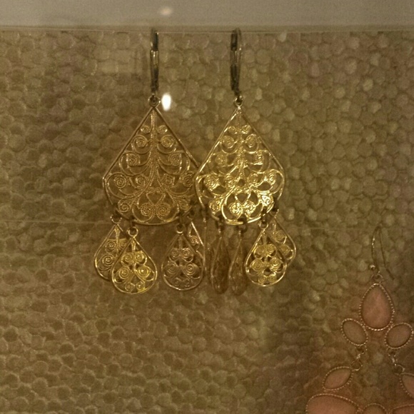 Earring Lot - Picture 2 of 4