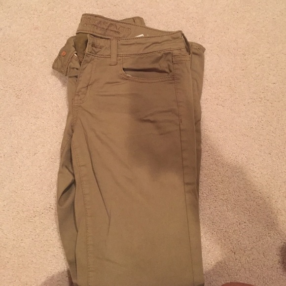 Dark tan American Eagle jeggings