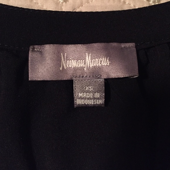 Blouse - Picture 2 of 4