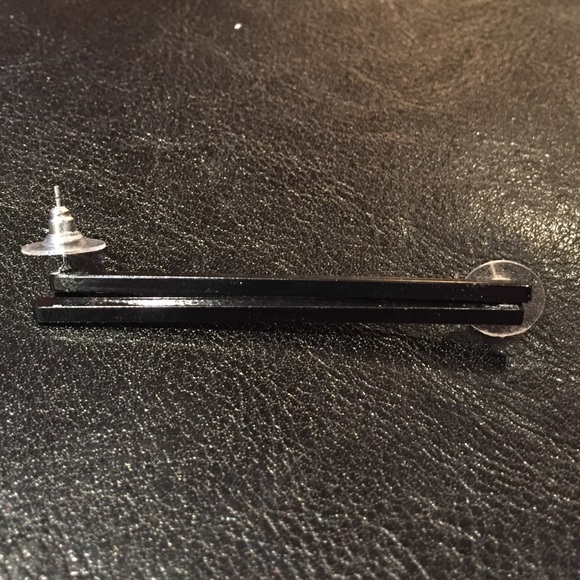 Black bar earrings