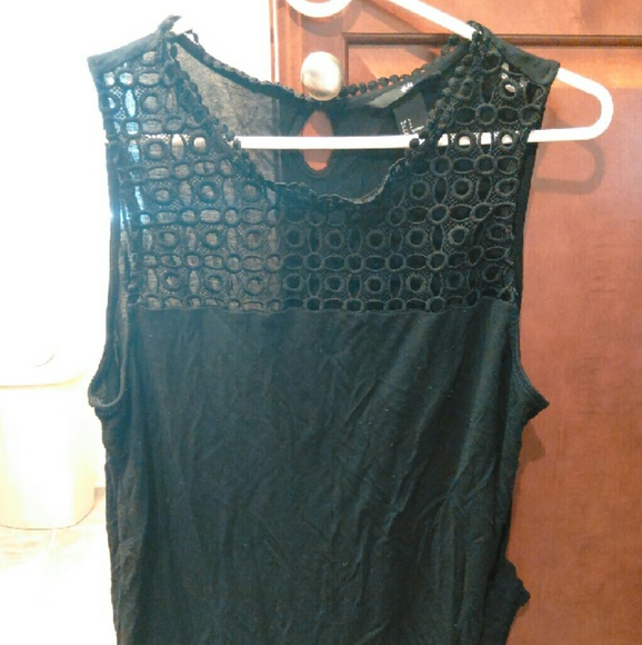 H&M tee