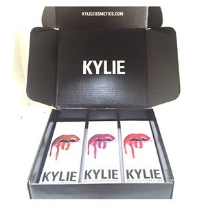 💜💗Kourt K💗💜 Kylie Cosmetics lip kit - On Way!