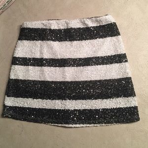 Black and white sequin pencil skirt