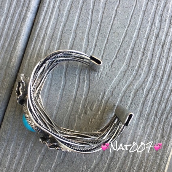 Turquoise and Rose Silver Bangle. - Picture 2 of 2