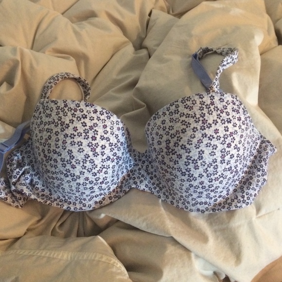 Pretty Comfy Floral Bra - Picture 2 of 2