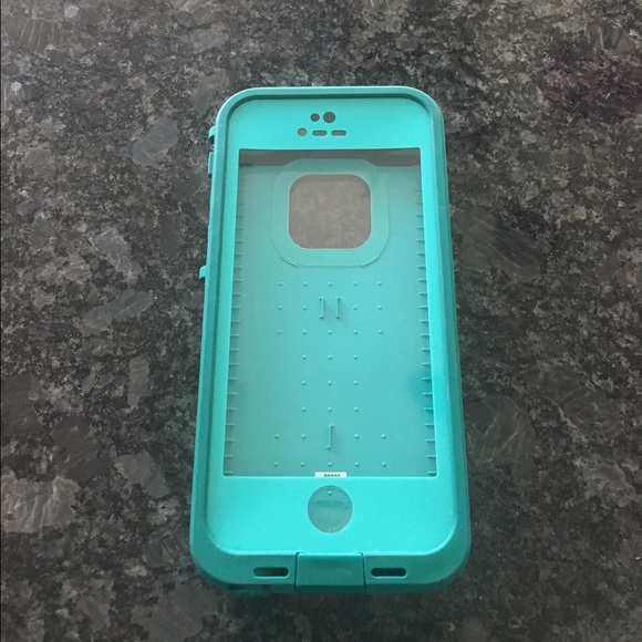 iPhone 5s life proof case