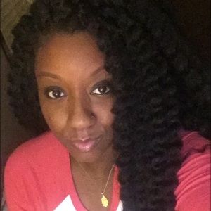 Meet your Posher, Bella