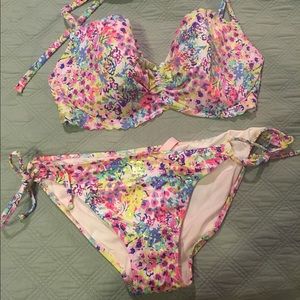 Victoria's Secret swim set. 36d large