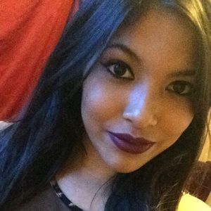 Meet your Posher, Magdalena