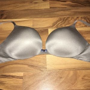 Victoria's Secret plunge bra