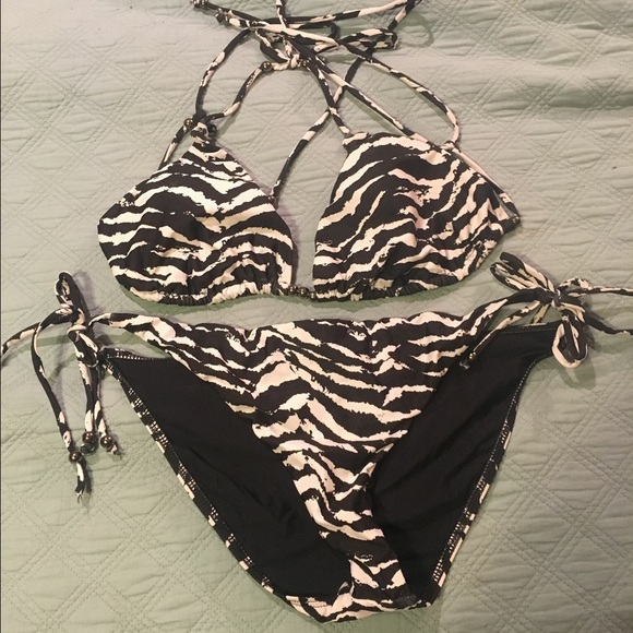 Hurley swim suit size large