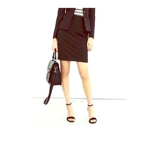 Express Chocolate pencil skirt NEW👠