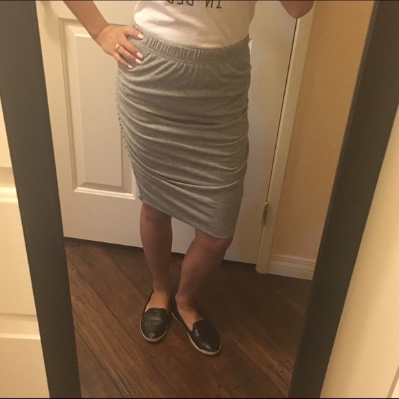 April Spirit Ruched Skirt - Picture 3 of 4