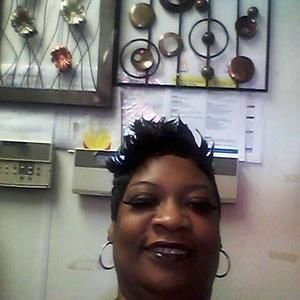 Meet your Posher, Tracey